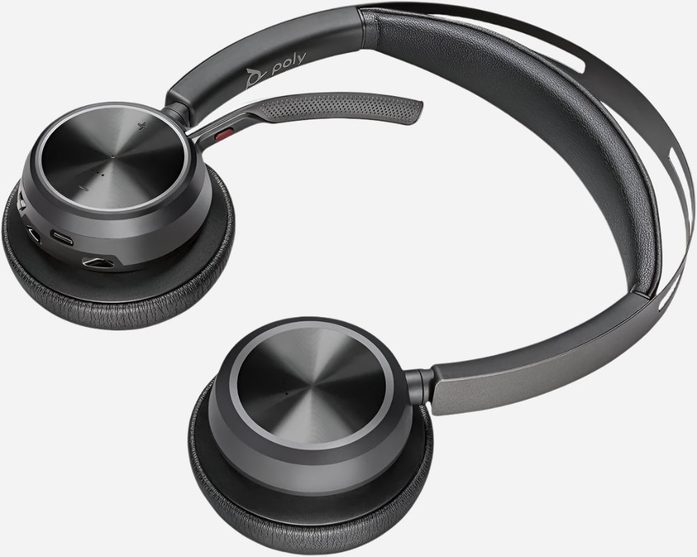 Poly Voyager Focus2 Microsoft Teams with charging stand